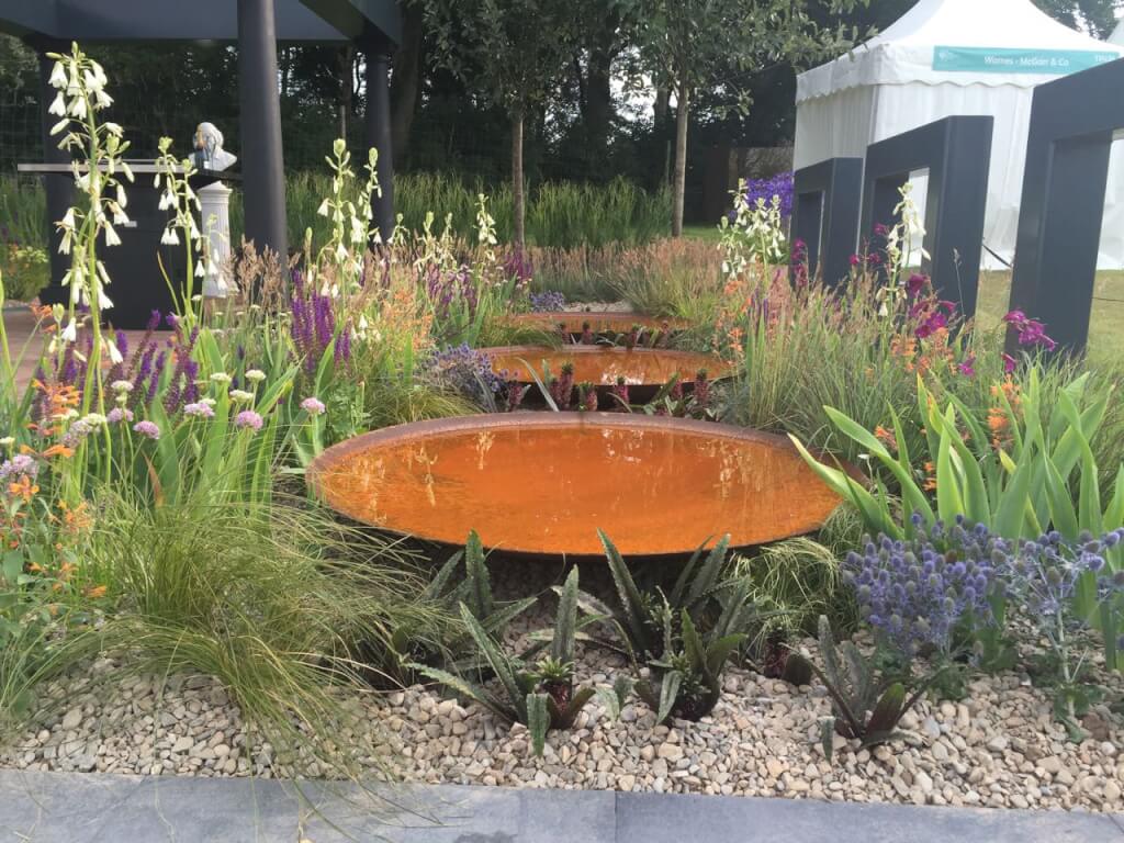 Modern Style Chic Garden Design
