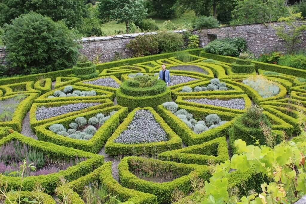 bodelwyddan-formal-garden-10