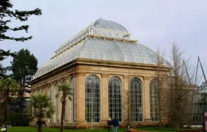 Edinburghs large tropical glasshouse