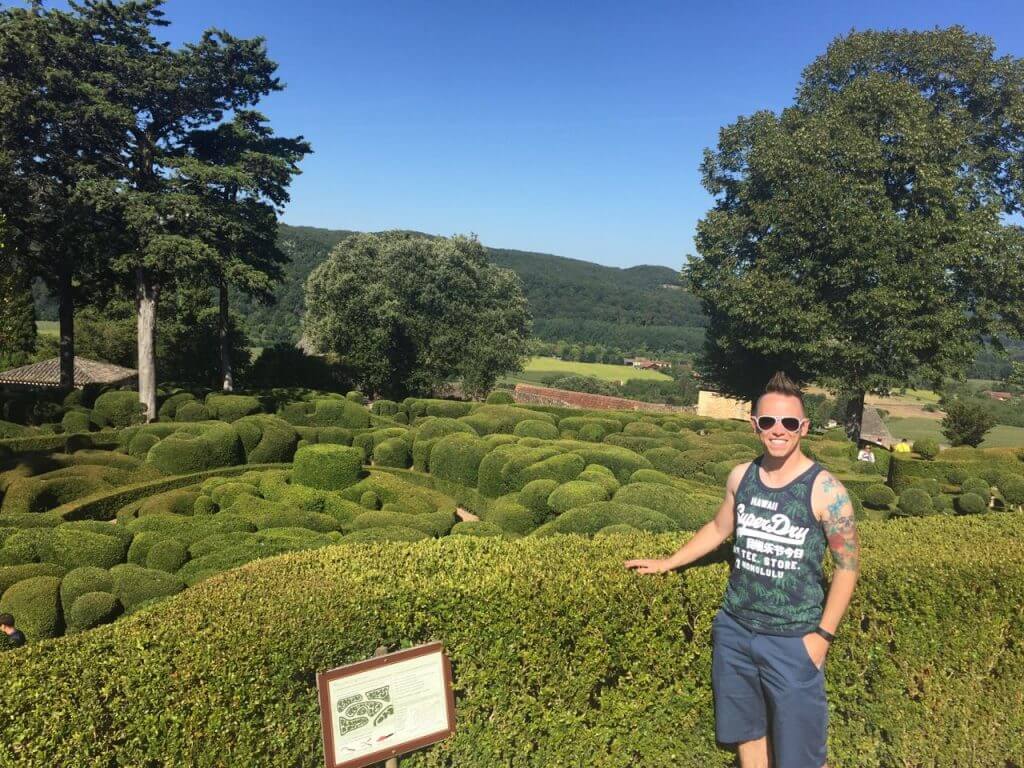 Garden Ninja in Marqueyssac gardens in France