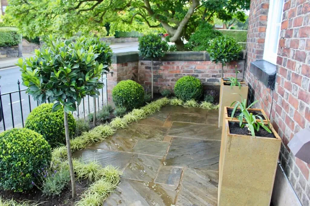 A clean modern front garden makeover in Manchester