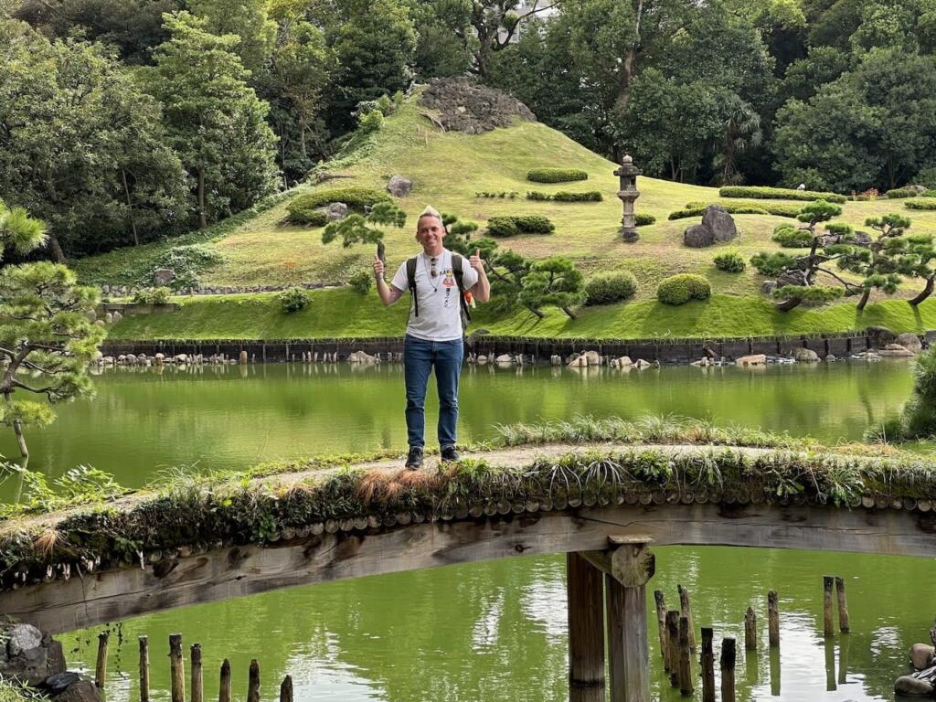 Lee in Japan