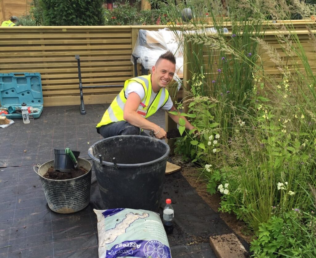 Lee burkhill building a garden