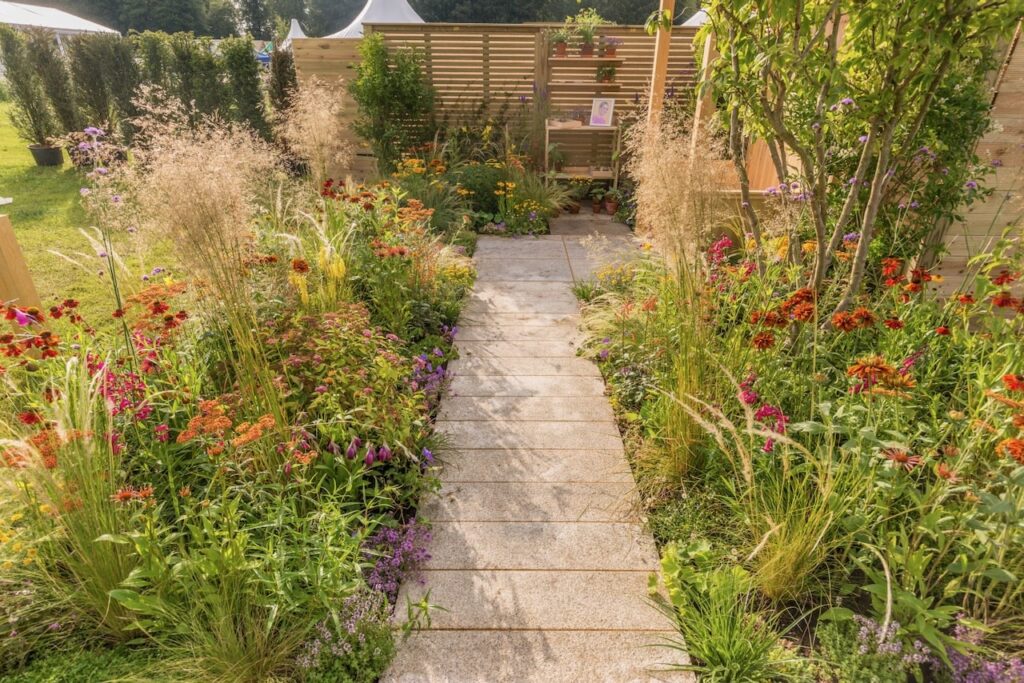 Granite paving