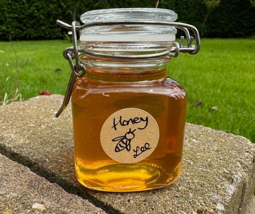 honey harvesting