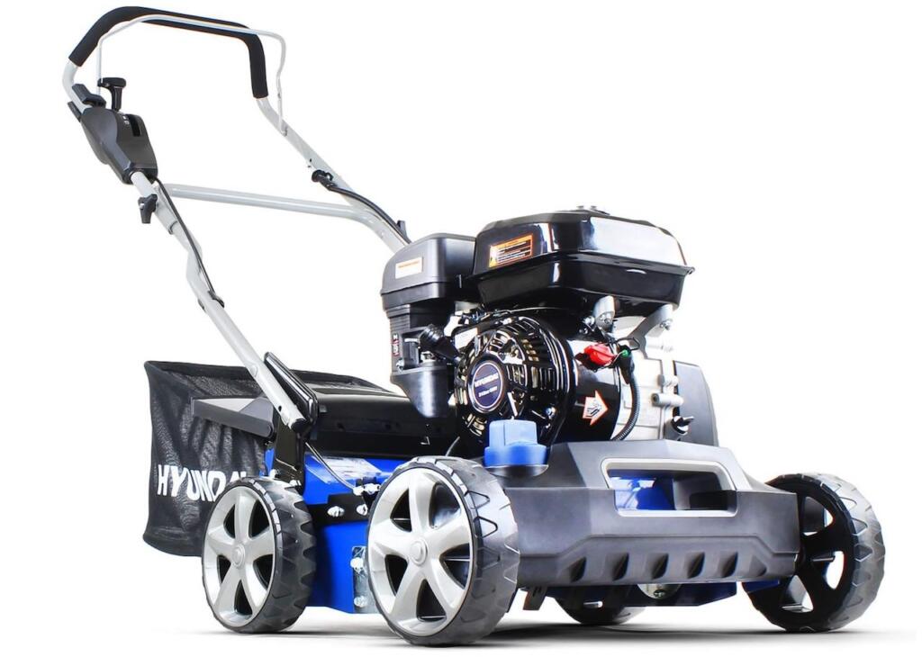 A petrol scarifier