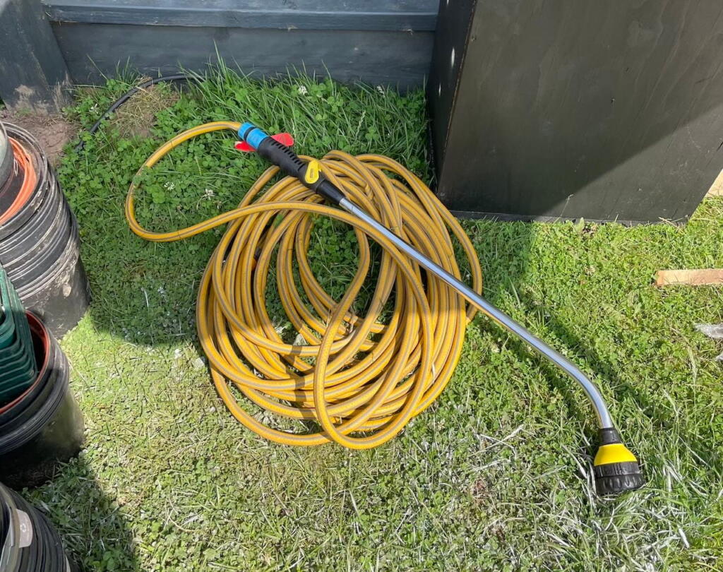 Small hose and watering wand