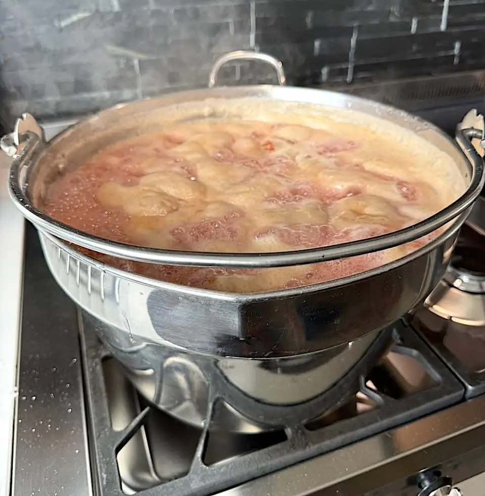 Making plum jam