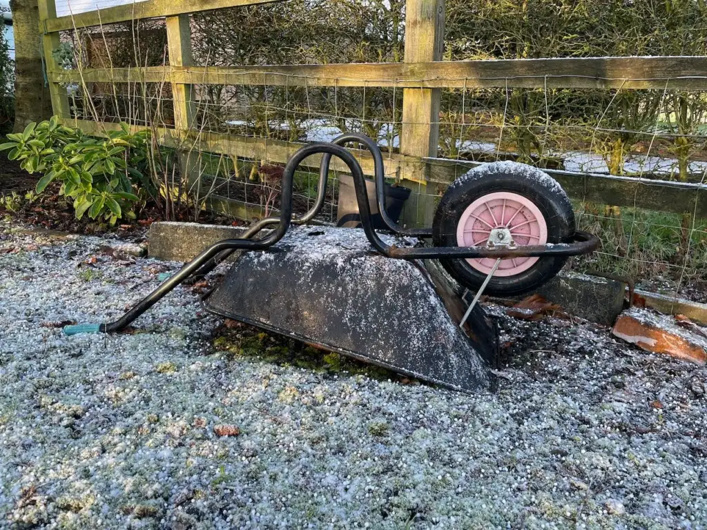 How to store a wheel barrow