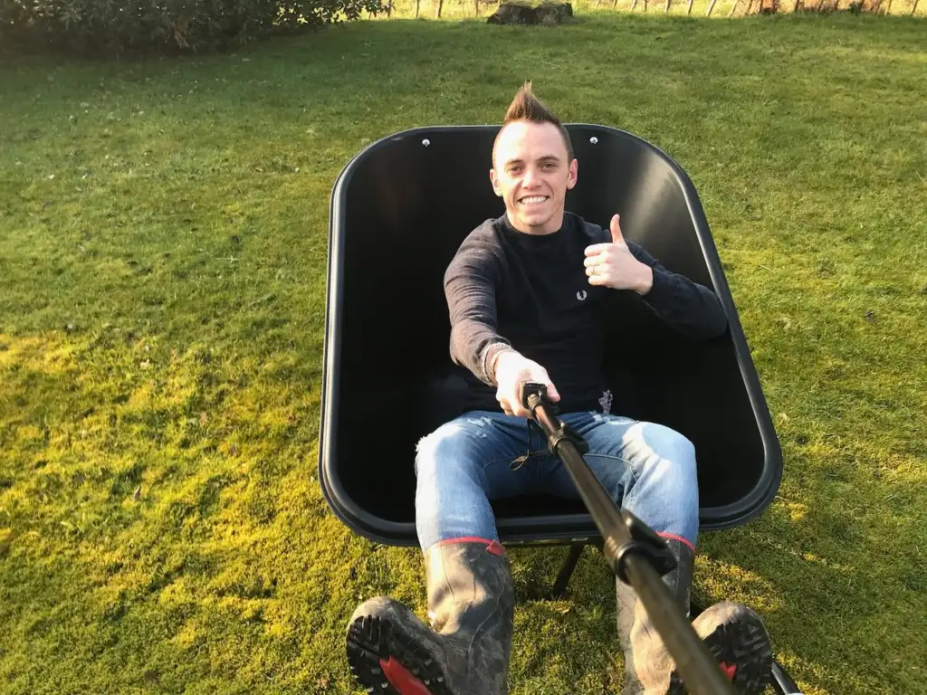 Lee Burkhill wheel barrow guide