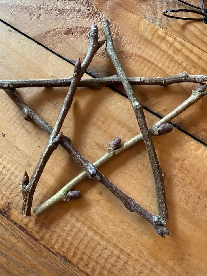 Hedge witchcraft