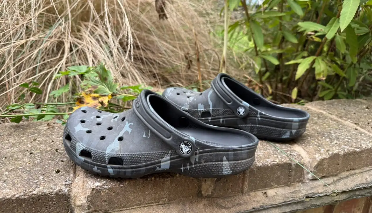 gardening crocs